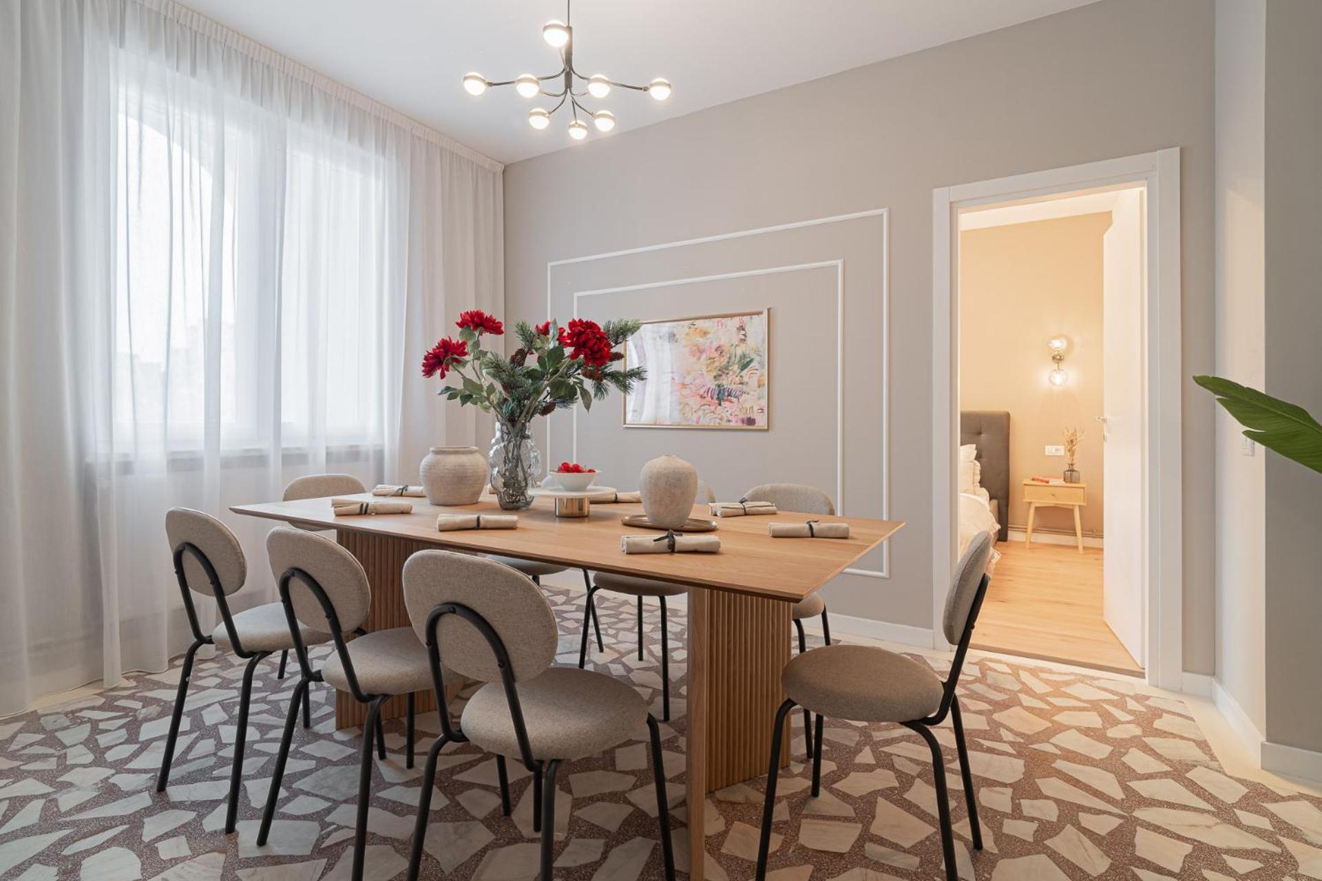 Loggia & Luxe 5Br Penthouse In Universitatii Area Bukarest Exterior foto